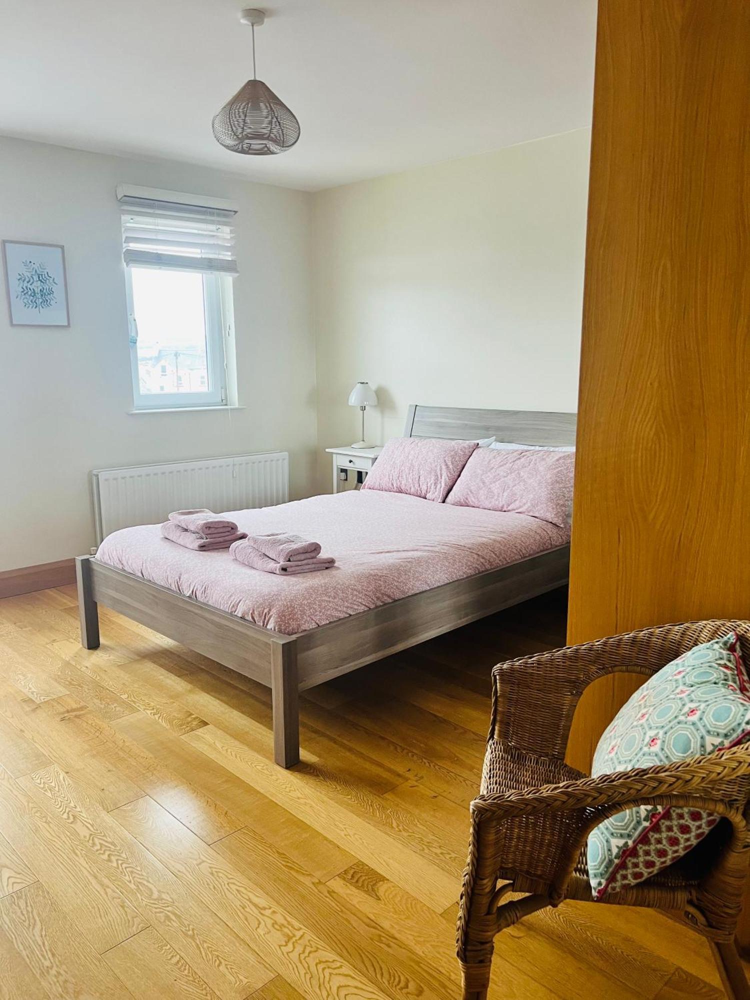 Penthouse Apartment - Town Centre, Sea Views, Secure Parking Portrush Eksteriør bilde
